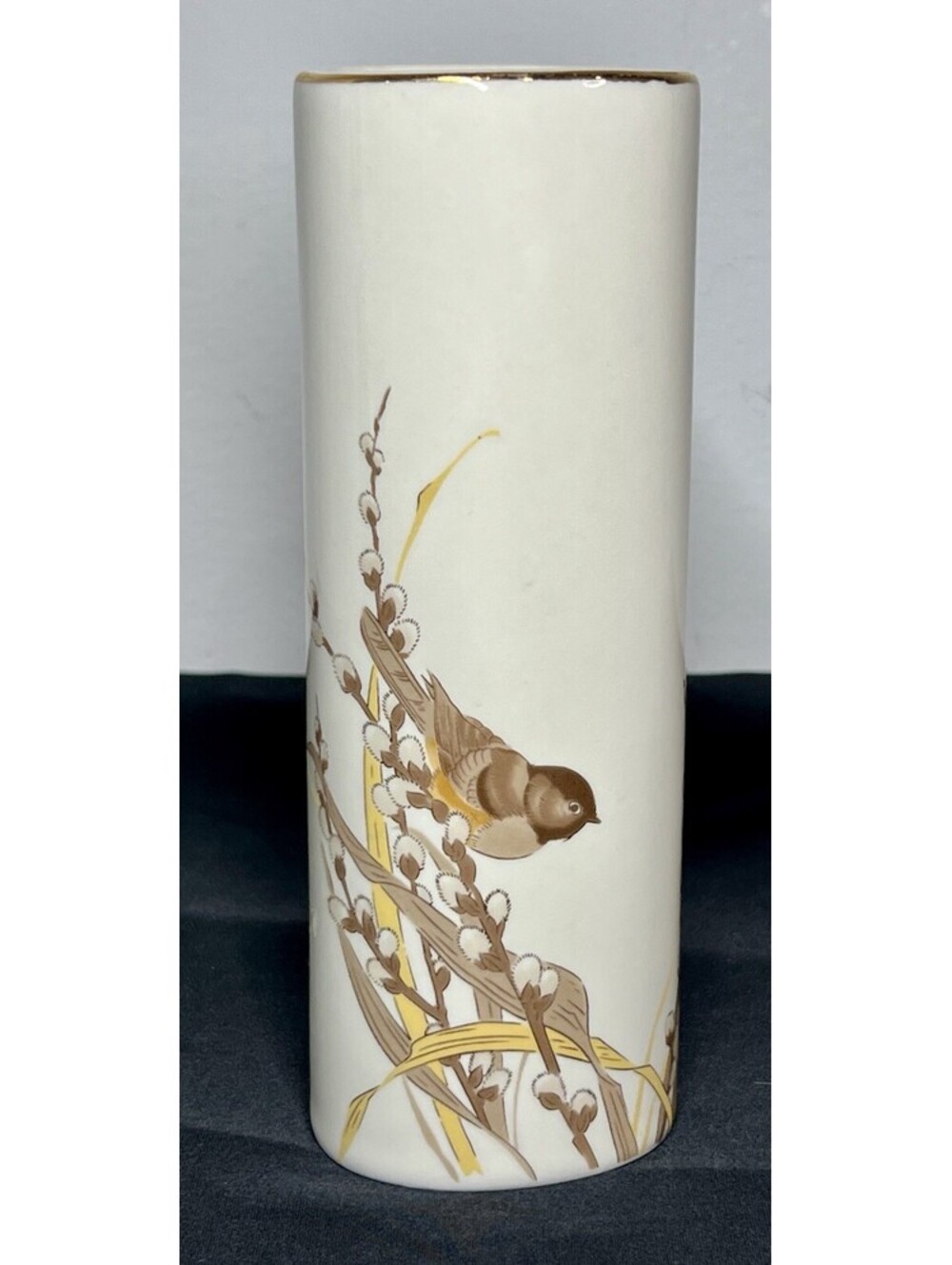 Vintage Otagiri Chickadee Oval Bud Vase With Gold Rim
